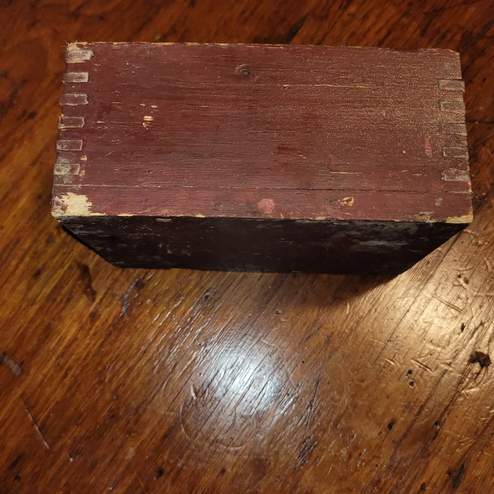 Vintage Wooden Box - Picture 2 of 7